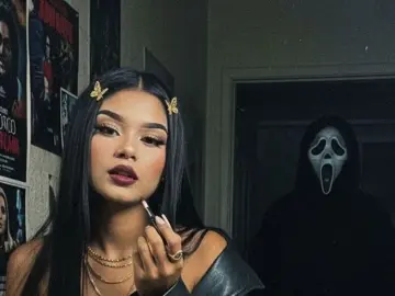 IsabellaHernande  live sex cam