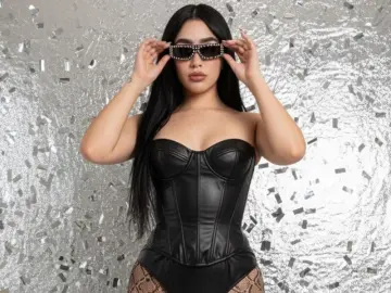 LunaRoos  live sex cam