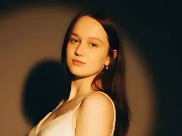 JohannaSchmaltz  live sex cam