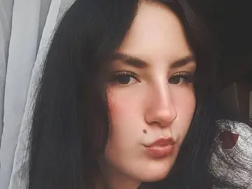 SadeLanden  live sex cam