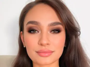 AllegraEssen  live sex cam