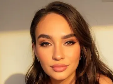 AllegraEssen  live sex cam