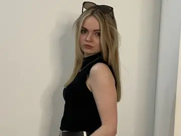 AlysiaCurra  live sex cam