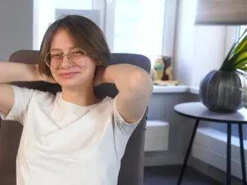 CoraLamon  live sex cam