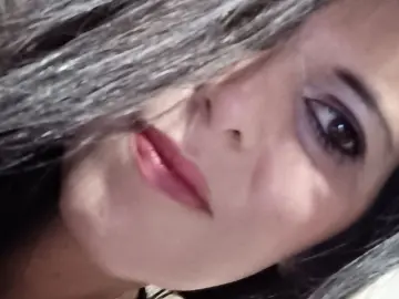 MonicaFerilli  live sex cam
