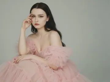 YahairaTurnham  live sex cam