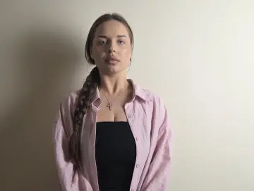 DelenaCouts  live sex cam