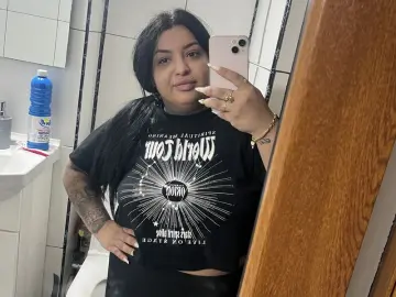 DeeaFox  live sex cam