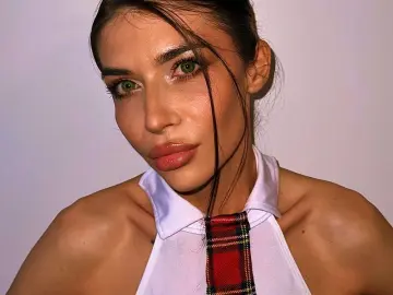 JanneMaine  live sex cam