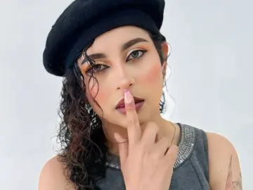 SkyllerHex  live sex cam