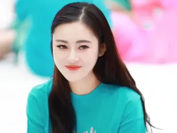 YolandaYang  live sex cam