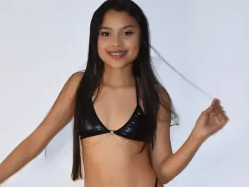 JulietaMedina  live sex cam