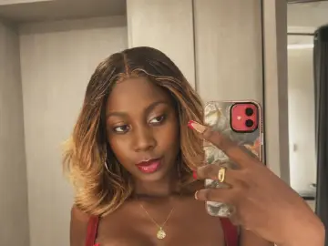 CaramelTyler  live sex cam