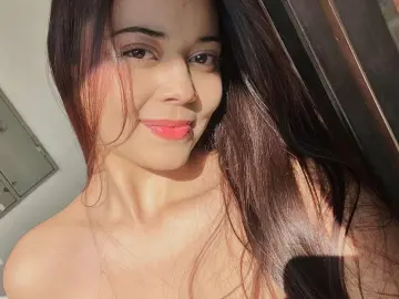 JuliiVega  live sex cam
