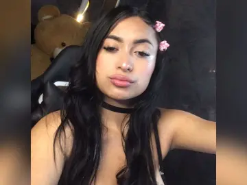KateMossi  live sex cam