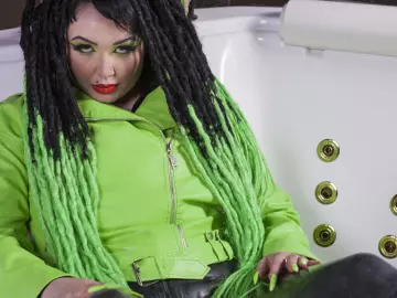 OngiRemark  live sex cam