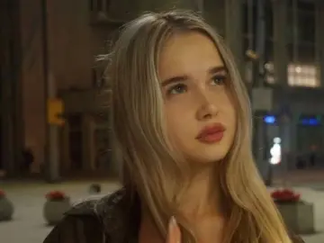 NicolettaCooper  live sex cam