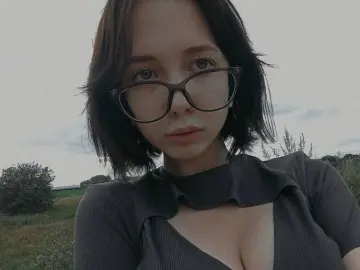 PamelaMcGee  live sex cam
