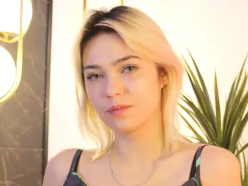 AlysiaBennet  live sex cam