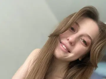 AshliOlivero  live sex cam
