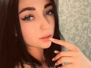 ElodiaPecoraro  live sex cam