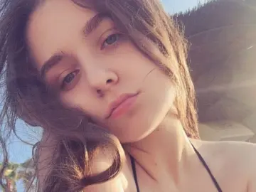 LuanaContratto  live sex cam