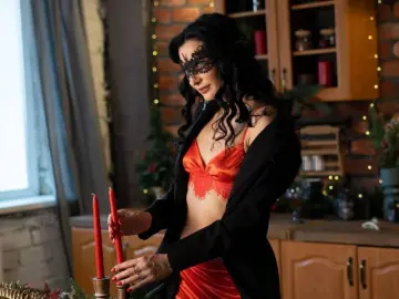 MirandaOnix  live sex cam