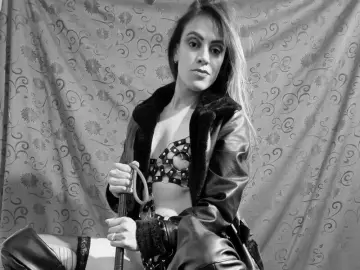 CindyPataky  live sex cam