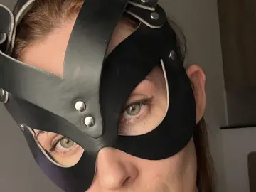 QtKaty  live sex cam