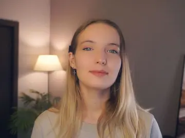 RessieKaua  live sex cam