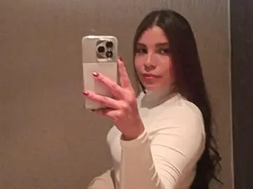 LizzieWells  live sex cam