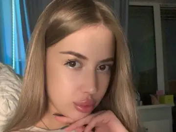 CarolinaHulon  live sex cam