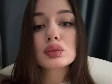 AdelleGandert  live sex cam