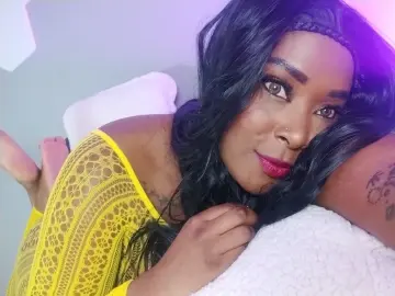BriannaThompson  live sex cam