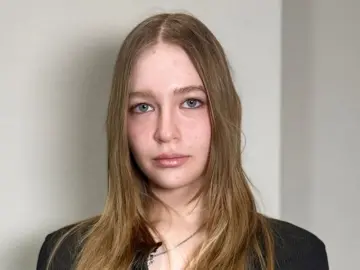 LoriaStepney  live sex cam