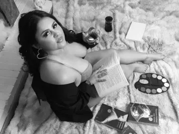 AllizeWalkers  live sex cam