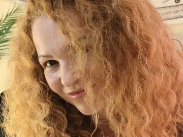 MonicaMorena  live sex cam