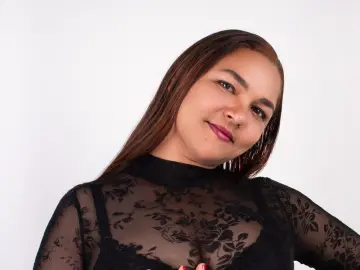 VivianMoreau  live sex cam