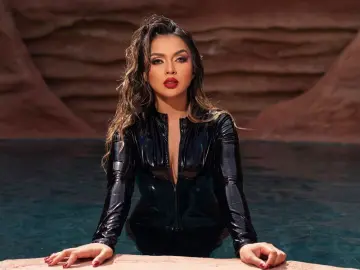 GiaTorricelli  live sex cam