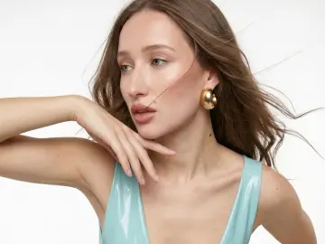 JessicaMelori  live sex cam