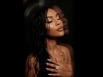 CarolineBlakey  live sex cam