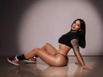 KathieRoberts  live sex cam
