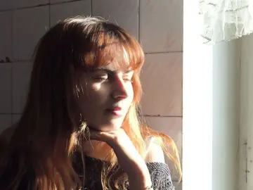 SerafinaGoettl  live sex cam