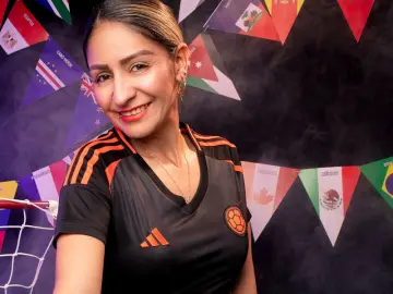 AlmaGray  live sex cam