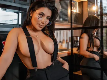 SashaPalmer  live sex cam