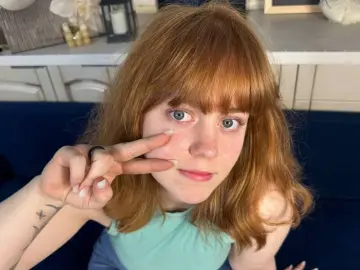 ReneKiki  live sex cam