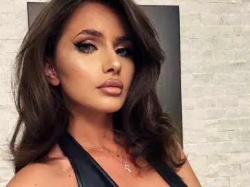 MoniqueSin  live sex cam