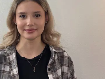 TanyaPanah  live sex cam