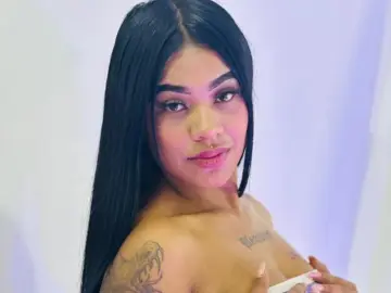 MarianaGibson  live sex cam