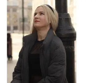 CarinGoodwin  live sex cam